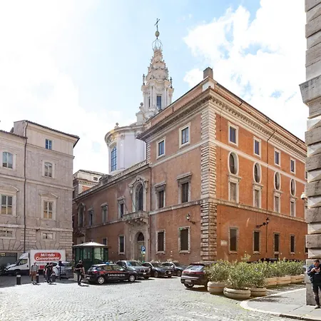 Apartment With Nice Terrace By The Amazing Pantheon-2