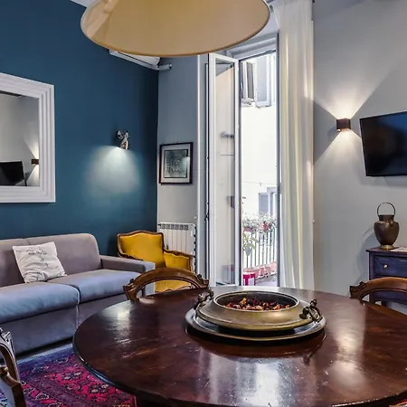 Apartment With Nice Terrace By The Amazing Pantheon-2